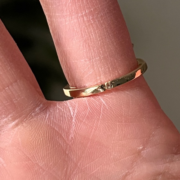 Cubic zirconia adjustable cocktail ring - Picture 5 of 5